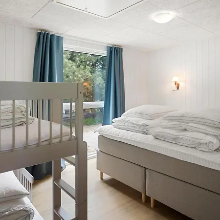 بيت للعطل Stunning In Vaeggerlose With Sauna Bøtø By