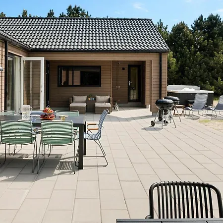 Stunning In Vaeggerlose With Sauna *